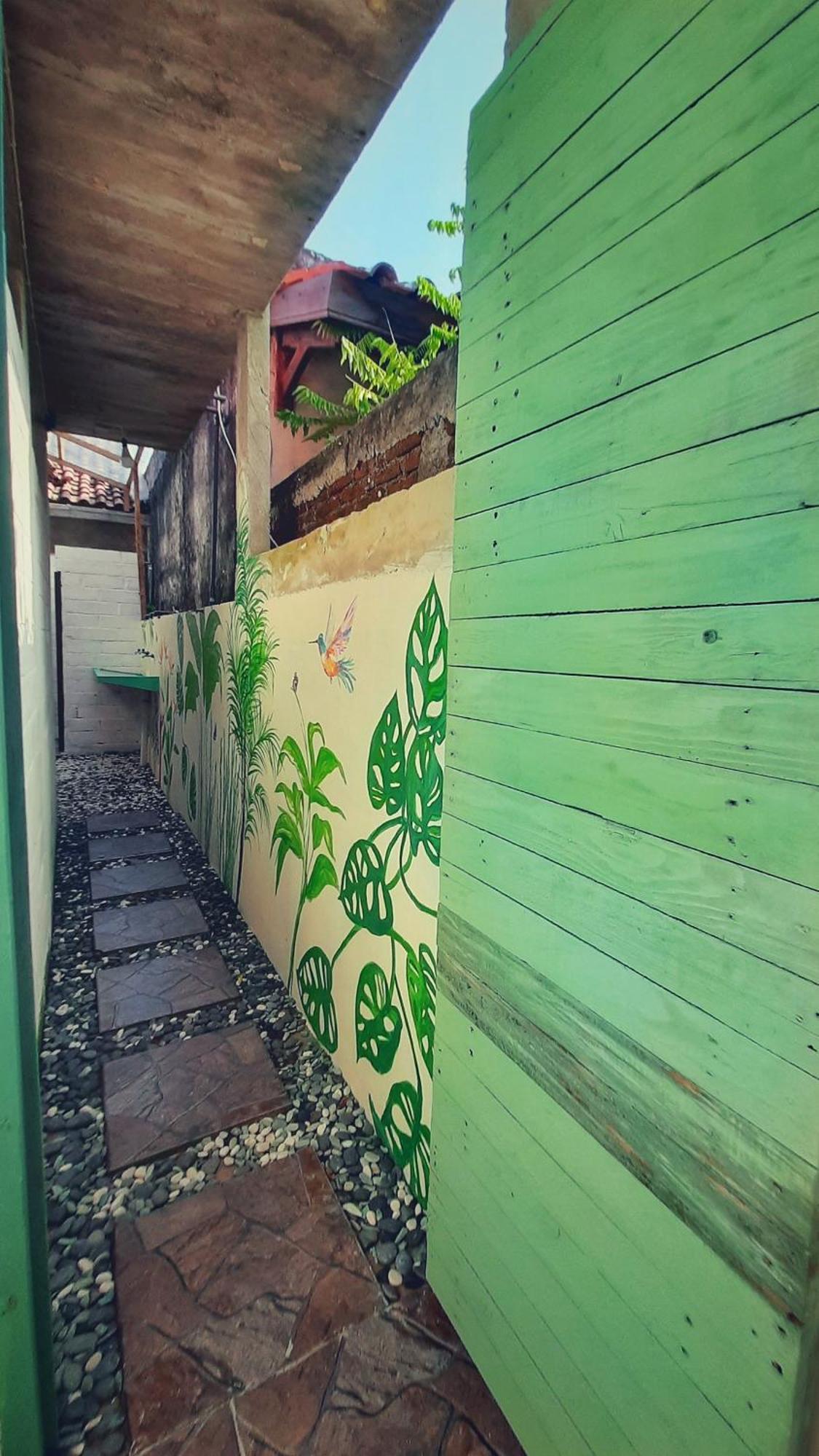 Indigo Motel Karimunjawa Buitenkant foto